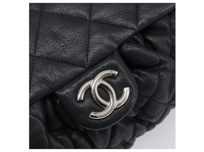 Borsa a tracolla CHANEL Matelasse con catena in pelle d'agnello nera e argento CC Auth ka6097SAV Nero - vista 18