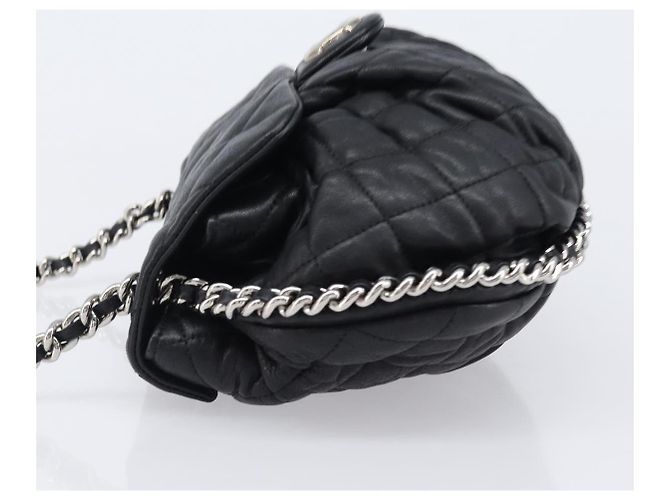 Borsa a tracolla CHANEL Matelasse con catena in pelle d'agnello nera e argento CC Auth ka6097SAV Nero - vista 4