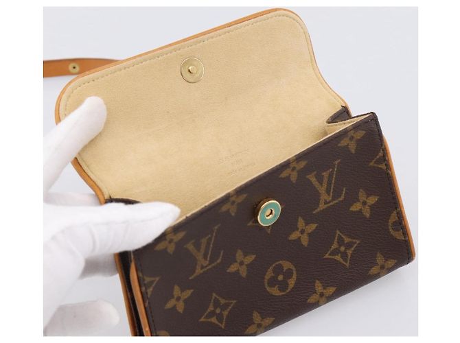 LOUIS VUITTON Monogram Pochette Florentine Waist Bag M51855 LV Auth 203093A Monogramma - vista 10