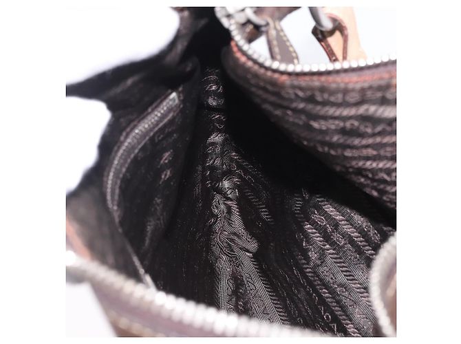 Bolsa de Ombro PRADA em Couro Marrom Prata Auth am12574V - vista 24
