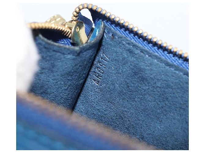 LOUIS VUITTON Epi Pochette Accessoires Pouch Blue M52985 LV Auth 197712V Azul - vista 12