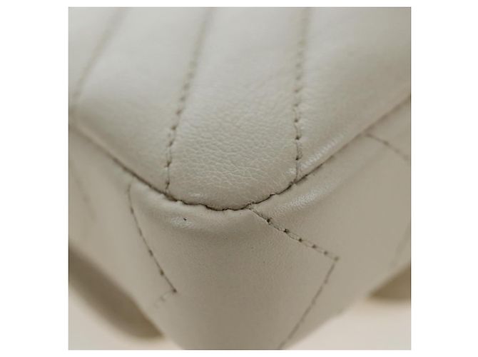 Borsa CHANEL Classic Mini Chain Bag V-stitch in pelle d'agnello Beige Argento CC Auth bs36939M - vista 19