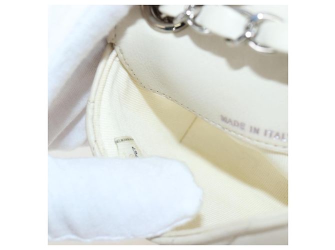 Borsa CHANEL Classic Mini Chain Bag V-stitch in pelle d'agnello Beige Argento CC Auth bs36939M - vista 26