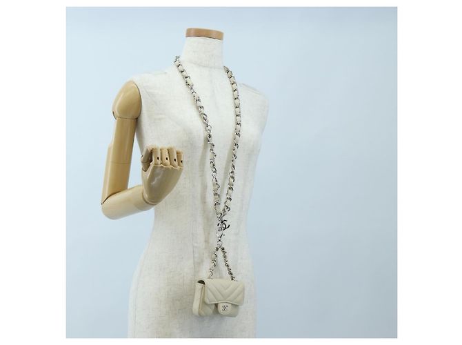 Borsa CHANEL Classic Mini Chain Bag V-stitch in pelle d'agnello Beige Argento CC Auth bs36939M - vista 27