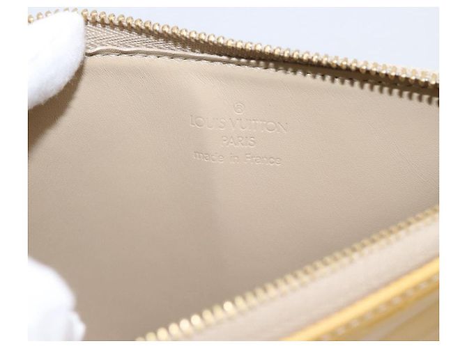 LOUIS VUITTON Monogram Vernis Lexington Pouch Beige M91010 LV Auth 202659A - vista 10