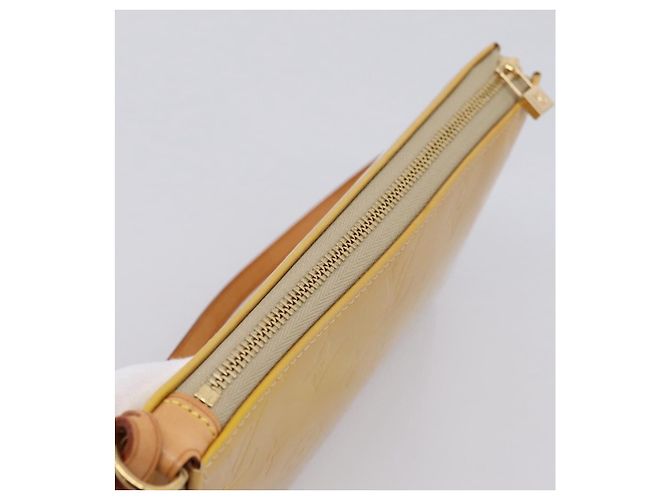 LOUIS VUITTON Monogram Vernis Lexington Pouch Beige M91010 LV Auth 202659A - vista 6