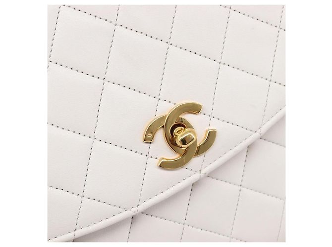 Bolso de hombro CHANEL Chain Matelasse de piel de cordero Blanco Gold CC Auth 200466V Dorado - vista 17