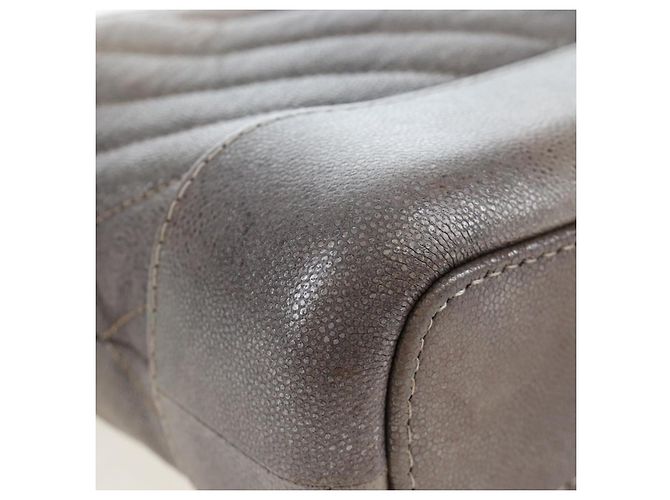 Borsa a tracolla CHANEL Chain Gabriel De V Stitch in pelle caviar grigia CC Auth 203252V Marrone - vista 10