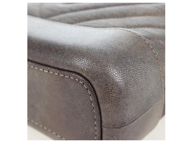 Borsa a tracolla CHANEL Chain Gabriel De V Stitch in pelle caviar grigia CC Auth 203252V Marrone - vista 14