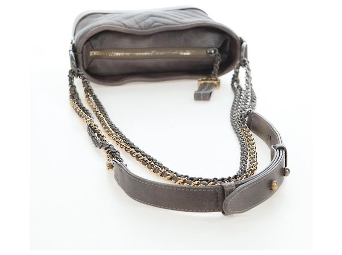 Borsa a tracolla CHANEL Chain Gabriel De V Stitch in pelle caviar grigia CC Auth 203252V Marrone - vista 7
