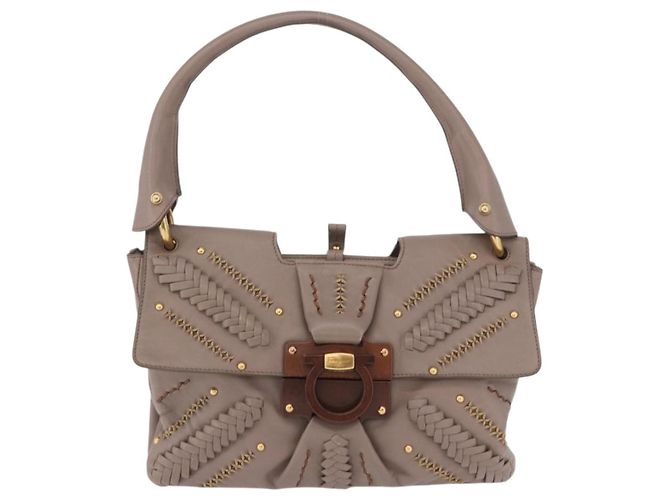 Borsa a tracolla Salvatore Ferragamo Gancini in pelle marrone e oro Auth 202452A D'oro - vista 13