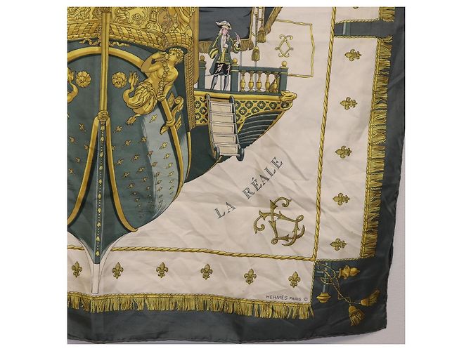 Hermès HERMES Carre 90 Schal "VUE DU CAROSSE DE" Seide Grau Auth bs37041 Braun - Ansicht 10