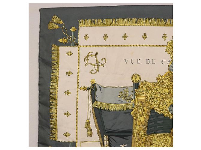 Hermès HERMES Carre 90 Schal "VUE DU CAROSSE DE" Seide Grau Auth bs37041 Braun - Ansicht 2