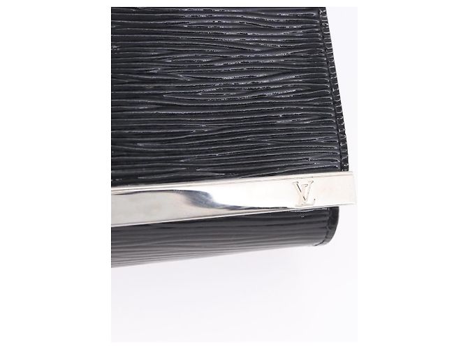 Borsa LOUIS VUITTON Electric epi Pochette Sevigne Black M4055N LV Auth 200421V Nero - vista 19