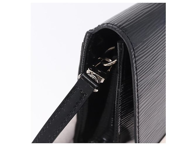 Borsa LOUIS VUITTON Electric epi Pochette Sevigne Black M4055N LV Auth 200421V Nero - vista 8