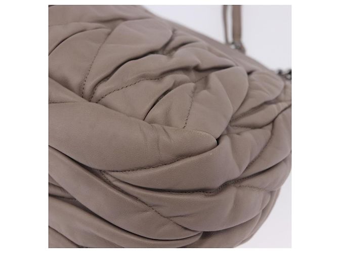 Borsa a tracolla Miu Miu Matelassé con catena in pelle Beige Silver Auth ka6124M Argento - vista 19