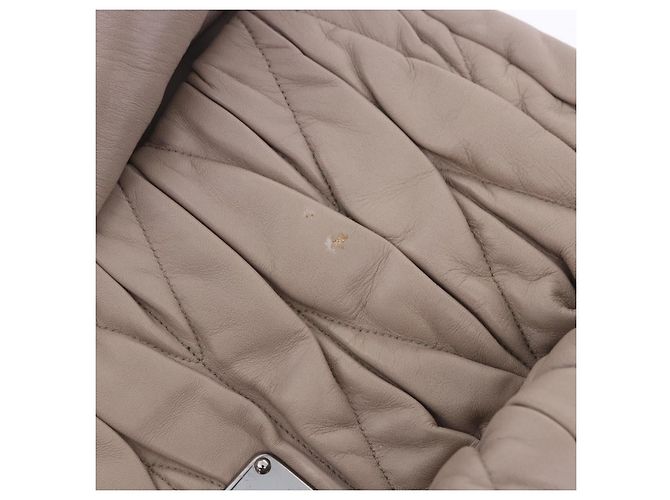 Borsa a tracolla Miu Miu Matelassé con catena in pelle Beige Silver Auth ka6124M Argento - vista 30