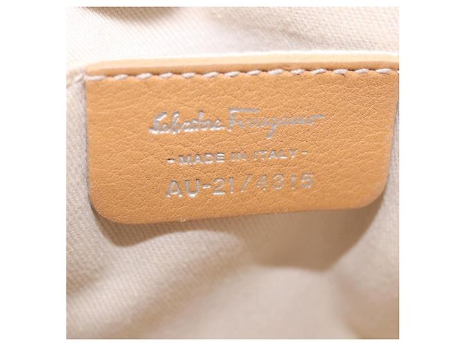 Salvatore Ferragamo Accessory Pouch Leather Beige Silver Auth 201289A Silvery - view 12