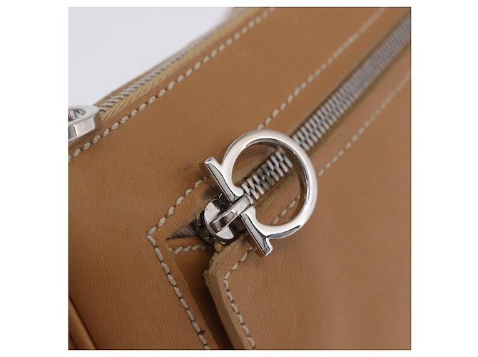 Salvatore Ferragamo Accessory Pouch Leather Beige Silver Auth 201289A Silvery - view 21