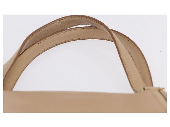Borsa a mano BURBERRY in pelle beige tono oro Auth ti4017 - vista 15