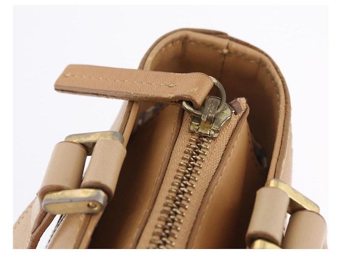 Borsa a mano BURBERRY in pelle beige tono oro Auth ti4017 - vista 21