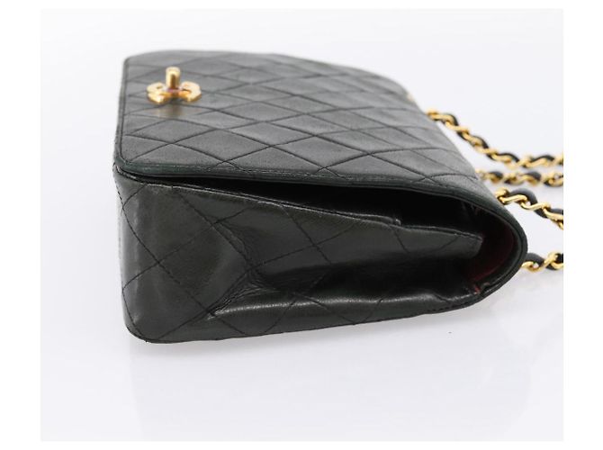 Borsa a tracolla CHANEL Matelasse con catena in pelle d'agnello nera e oro CC Auth 202897V Nero D'oro - vista 4