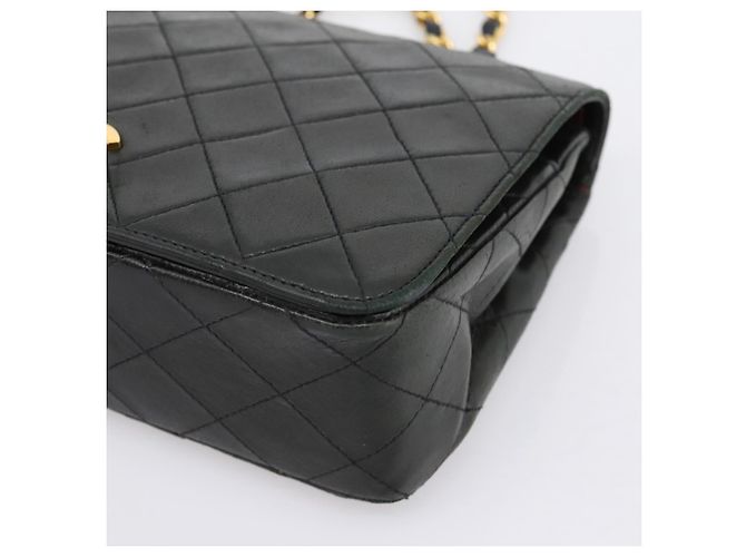 Borsa a tracolla CHANEL Matelasse con catena in pelle d'agnello nera e oro CC Auth 202897V Nero D'oro - vista 9