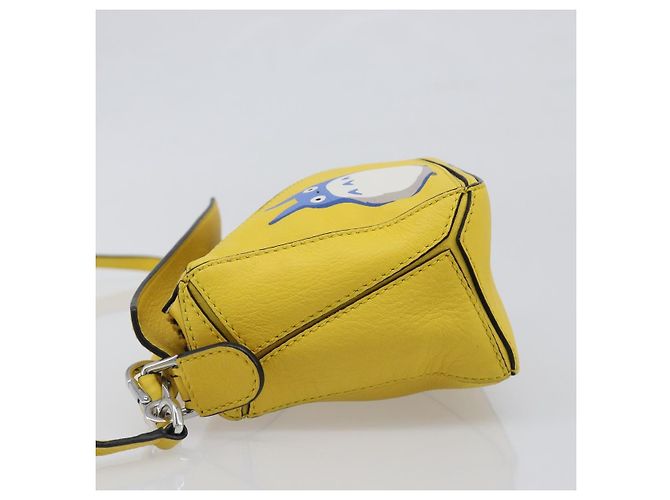 LOEWE x Studio Ghibli Mon Voisin Totoro M Totoro Puzzle Bag Mini Auth 167566SM Argenté Jaune - vue 4