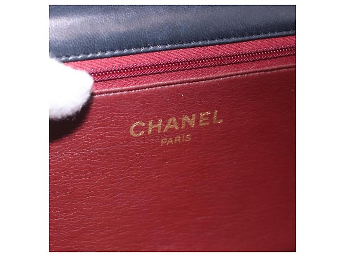 Borsa a tracolla CHANEL Matelasse con catena in pelle d'agnello Navy Gold CC Auth 200577V D'oro Blu navy - vista 22