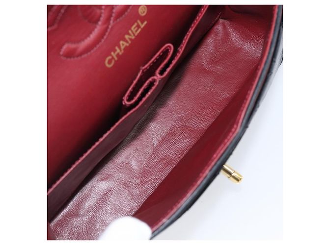 Borsa a tracolla CHANEL Chain Matelasse 23 in pelle d'agnello nera e oro CC Auth 200493SAM Nero D'oro - vista 10