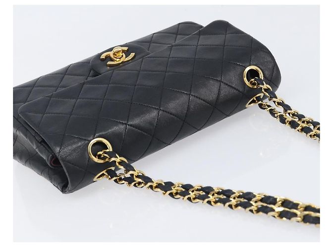 Borsa a tracolla CHANEL Chain Matelasse 23 in pelle d'agnello nera e oro CC Auth 200493SAM Nero D'oro - vista 6