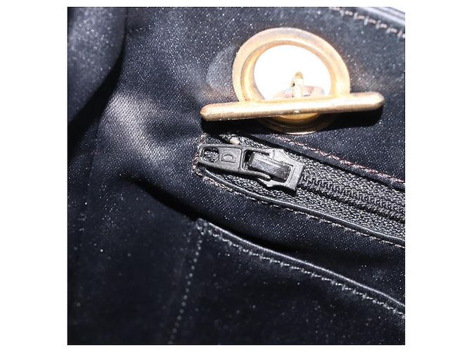 Borsa a tracolla CHANEL Matelasse con catena in raso nero con CC dorato Auth 200529V D'oro - vista 23