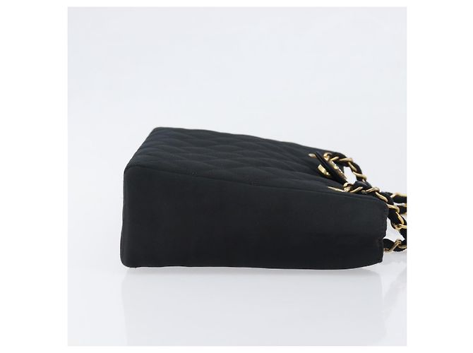 Borsa a tracolla CHANEL Matelasse con catena in raso nero con CC dorato Auth 200529V D'oro - vista 3