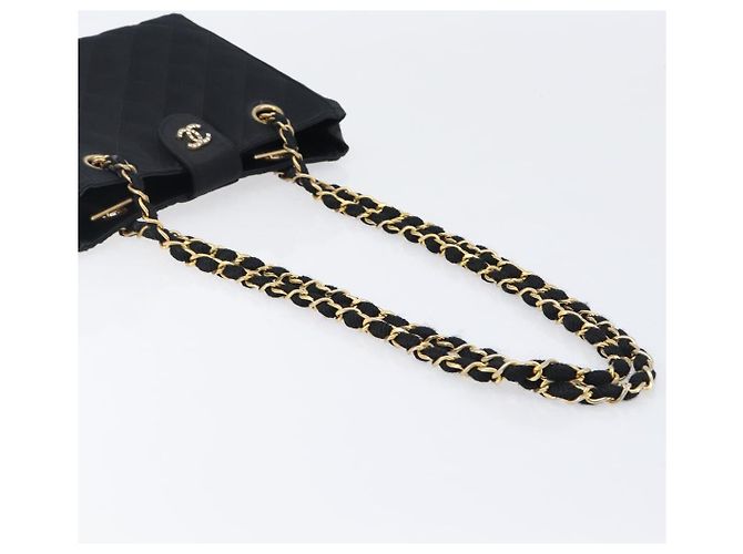 Borsa a tracolla CHANEL Matelasse con catena in raso nero con CC dorato Auth 200529V D'oro - vista 7
