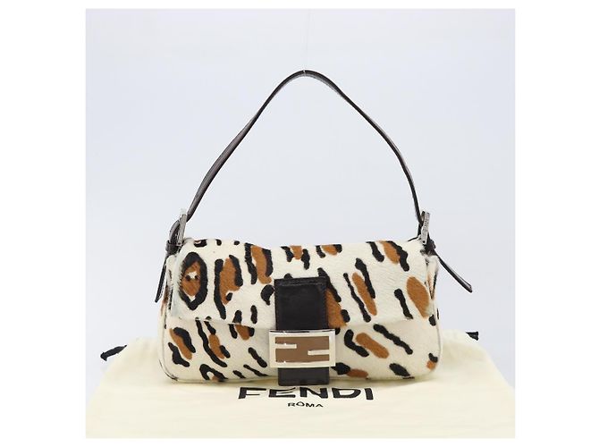 Borsa a tracolla FENDI Mamma Baguette in pelle Harako Beige Silver Auth 202898SAM Argento - vista 12