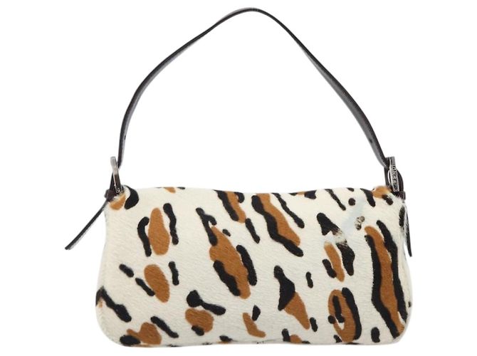 Borsa a tracolla FENDI Mamma Baguette in pelle Harako Beige Silver Auth 202898SAM Argento - vista 2
