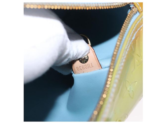LOUIS VUITTON Monogram Vernis Bedford Hand Bag Baby Blue M91007 LV Auth 202943V Blu chiaro - vista 12