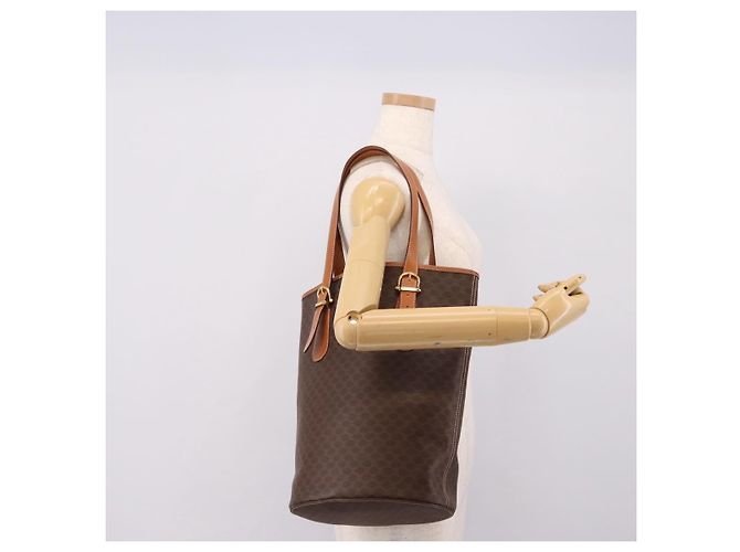 Céline CELINE Macadam Canvas Tote Bag PVC Leder Brown Gold Auth 201267V Braun Golden - Ansicht 24
