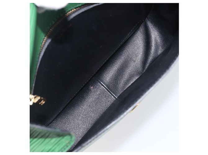 LOUIS VUITTON Epi Saint Cloud GM Shoulder Bag Green M52194 LV Auth 202945 - view 10