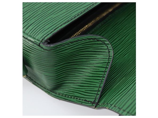 LOUIS VUITTON Epi Saint Cloud GM Shoulder Bag Green M52194 LV Auth 202945 - view 20