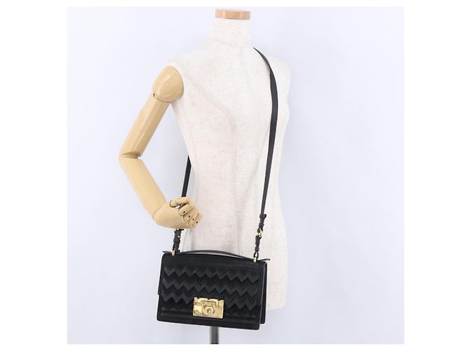 Borsa Salvatore Ferragamo Gancini in camoscio 2way nera tono oro Auth ka6147 Nero - vista 29