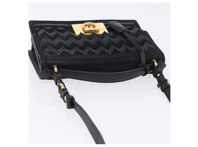Borsa Salvatore Ferragamo Gancini in camoscio 2way nera tono oro Auth ka6147 Nero - vista 6