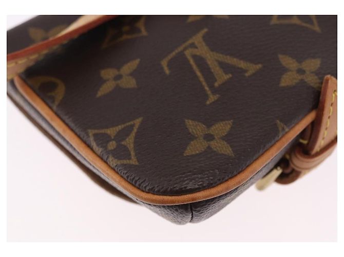 LOUIS VUITTON Monogram Pochette Marrell Waist bag M51159 LV Auth 203156V Monogramma - vista 16
