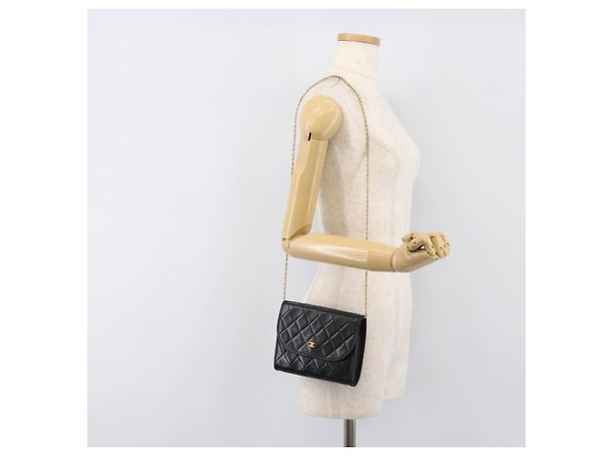 Borsa a tracolla CHANEL Matelasse con catena in pelle d'agnello nera e oro CC Auth 200579V Nero D'oro - vista 20