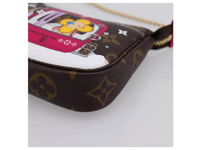 LOUIS VUITTON Vivienne Mini Pochette Accessoires Edition M68490 LV Auth 203323M Monograma - vista 14