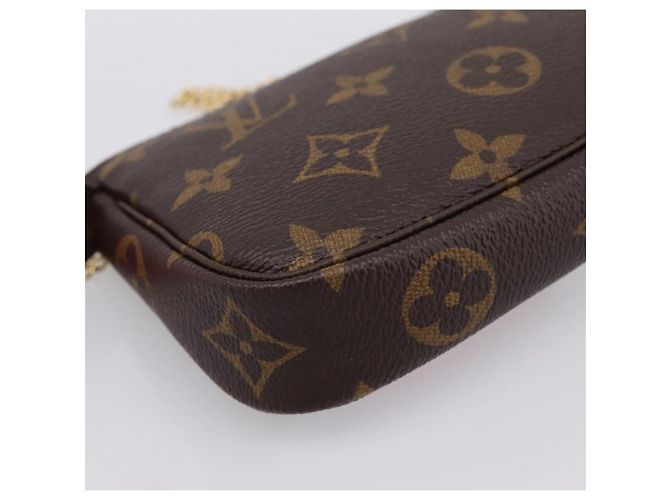 LOUIS VUITTON Vivienne Mini Pochette Accessoires Edition M68490 LV Auth 203323M Monograma - vista 17