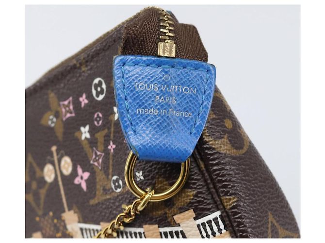 LOUIS VUITTON Monogram Vivienne Mini Pochette Accessoires M68489 LV Auth 200569A Monograma - vista 18