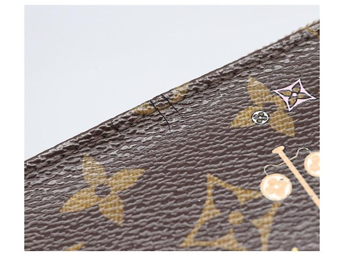 LOUIS VUITTON Monogram Vivienne Mini Pochette Accessoires M68489 LV Auth 200569A Monograma - vista 9