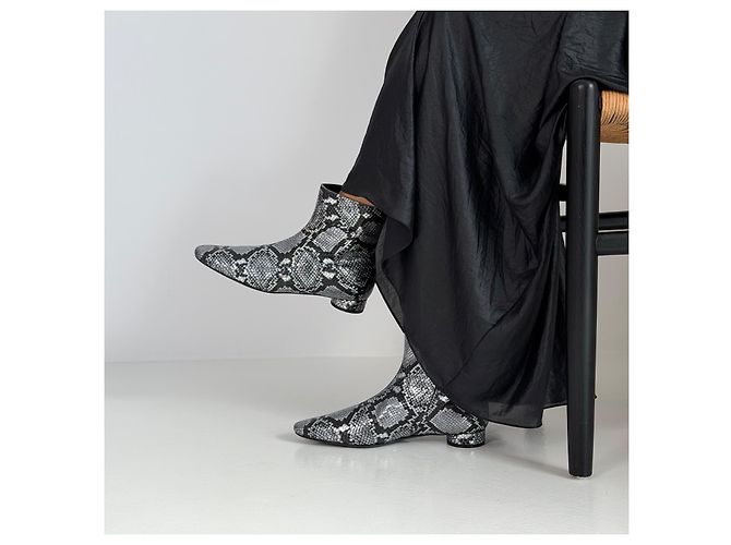 Botines Balenciaga de piel grabada efecto piel de serpiente plateada Negro Gris - vista 3