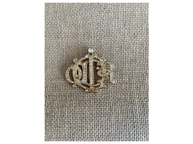 Spilla Christian Dior Monogramma CD Dorata con Cristalli D'oro - vista 6